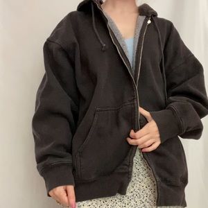 Brandy Melville heavy duty sweatshirt  artist